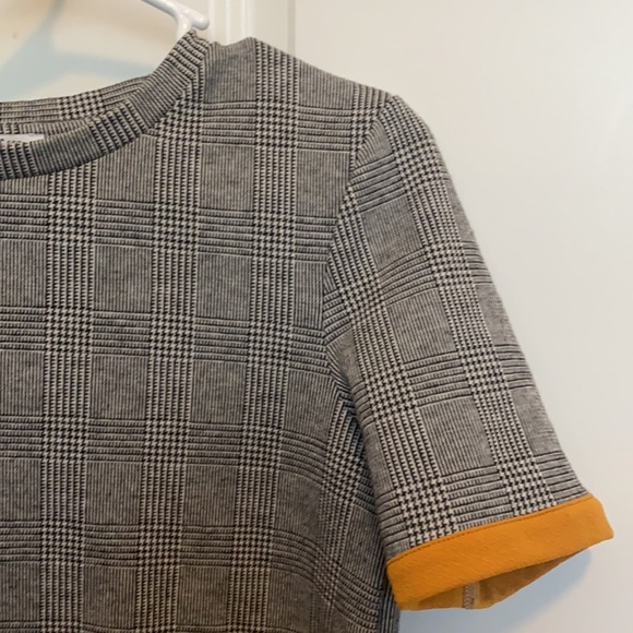 Zara Pattern Top - Picture 2 of 4